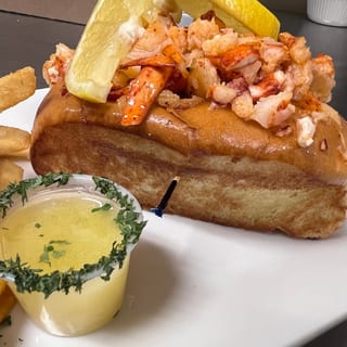 New England Lobster Roll